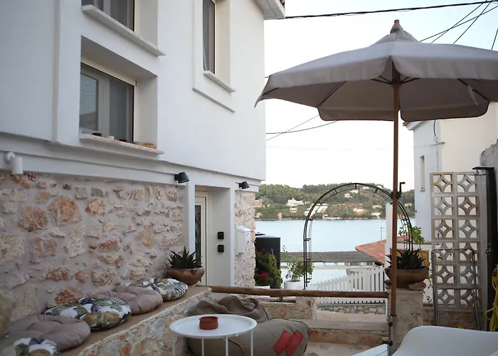 Holiday home Clock House *