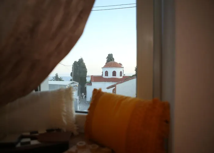 Clock House Holiday home *