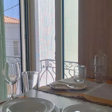 Clock House * スキアトスタウン