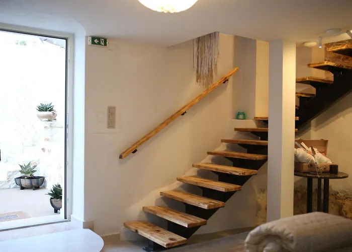 Hébergement de vacances Clock House *